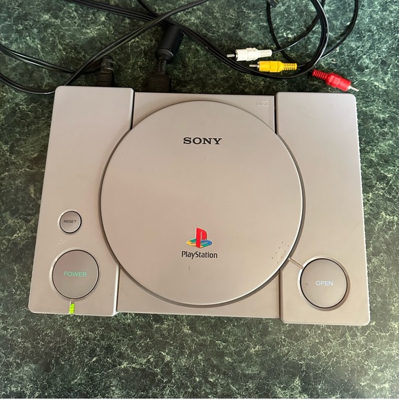 Play Station1 system1998 SCPH-7501
